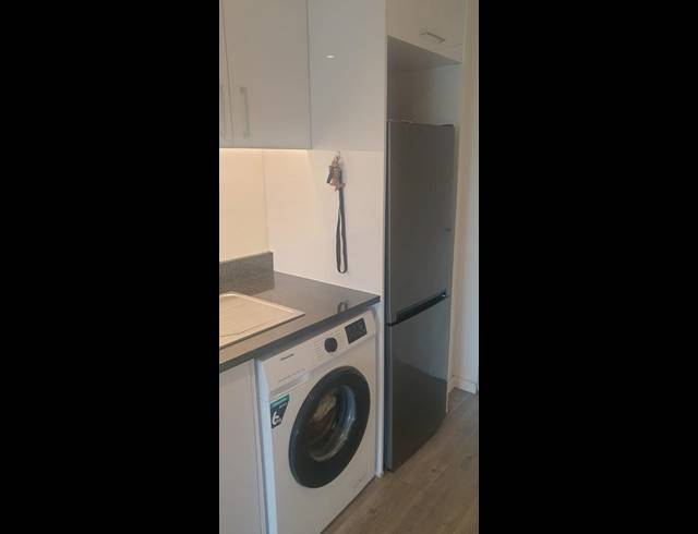 2 BEDROOM PROPERTY TO RENT IN ZONNEBLOEM